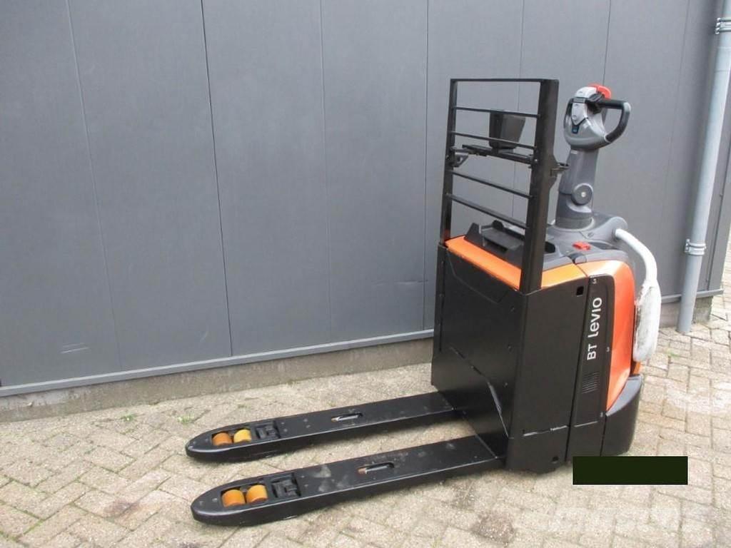 Toyota LPE 200 Platvormiga alusesiirdaja