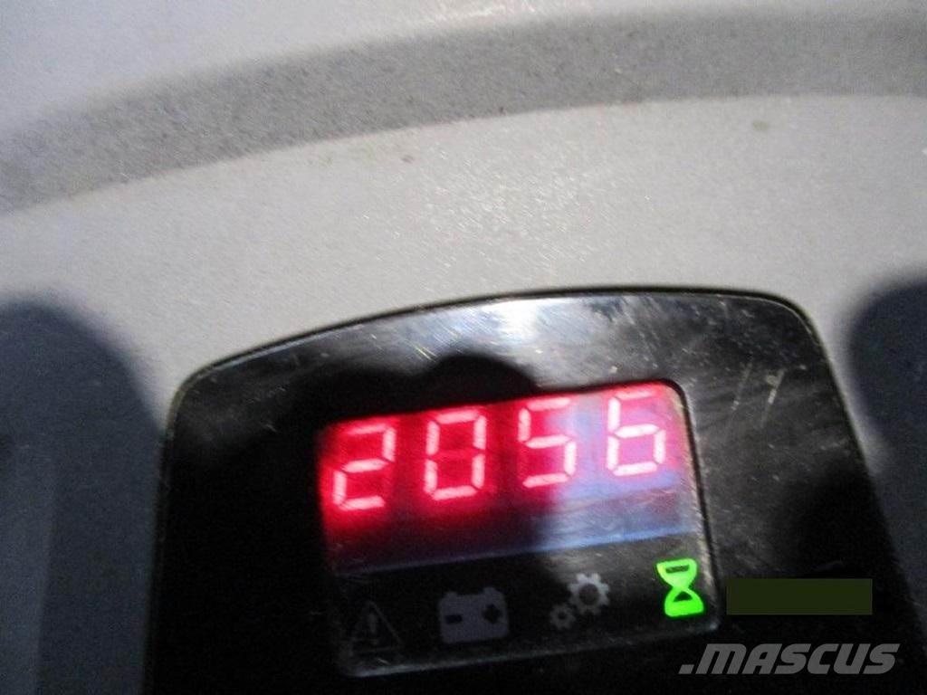 Toyota LPE 200 Platvormiga alusesiirdaja