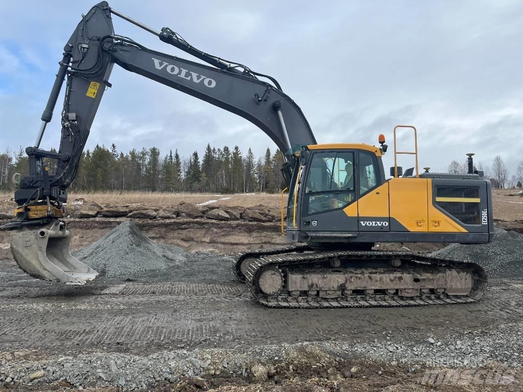 Volvo EC 250 EL Roomikekskavaatorid