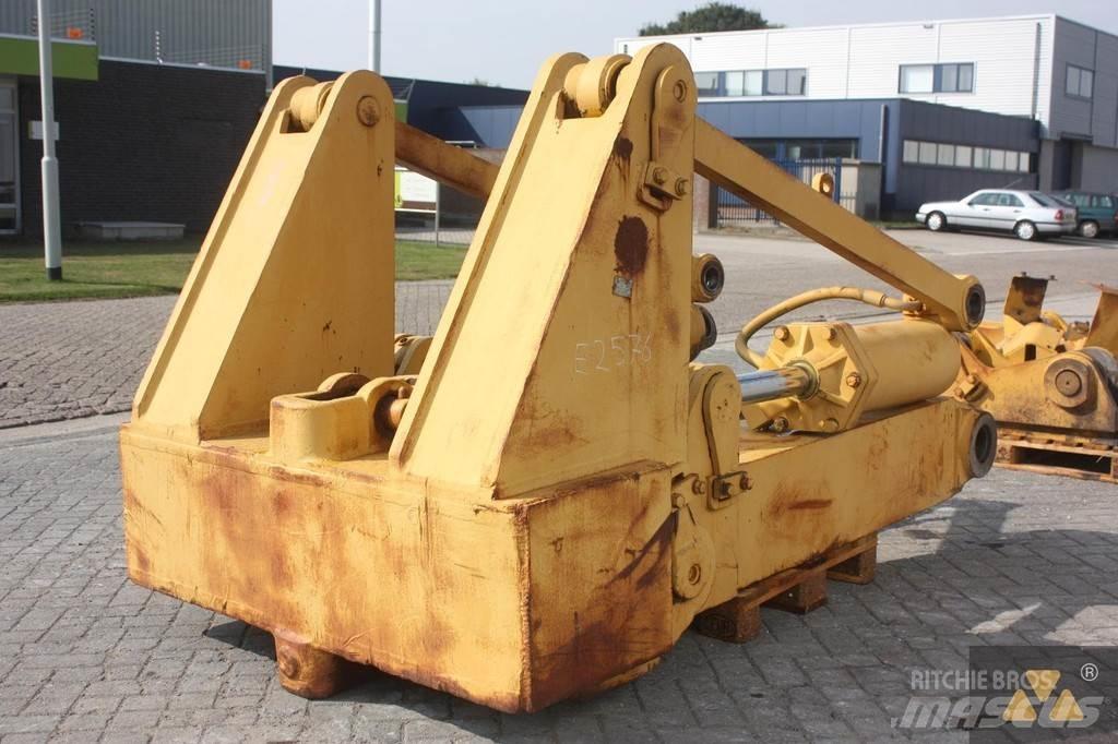 CAT D9H Ripper Muud osad