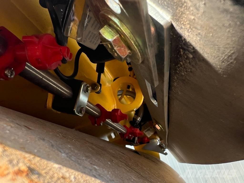 Bomag BW100 AD-5 Tandemrullid