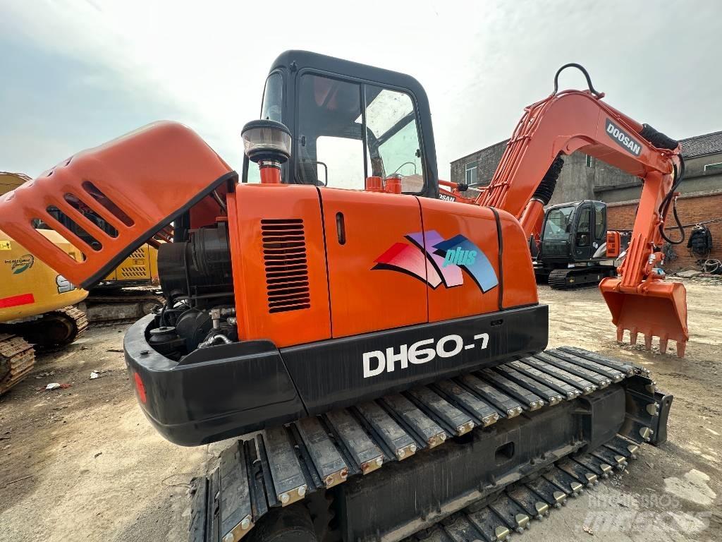 Doosan DH 60 Miniekskavaatorid < 7 t