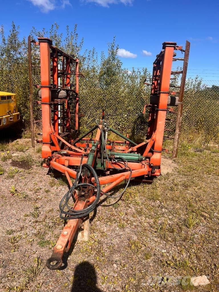 Kverneland Harv 5.4m Äkked
