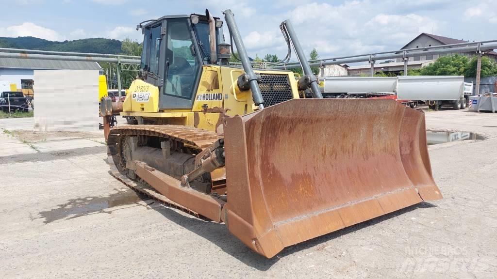 New Holland D 180 Buldooserid