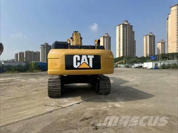 CAT 330 D Roomikekskavaatorid