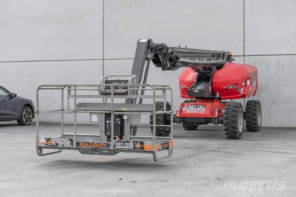 Manitou 220 TJ+ Iseliikuvad poomtõstukid
