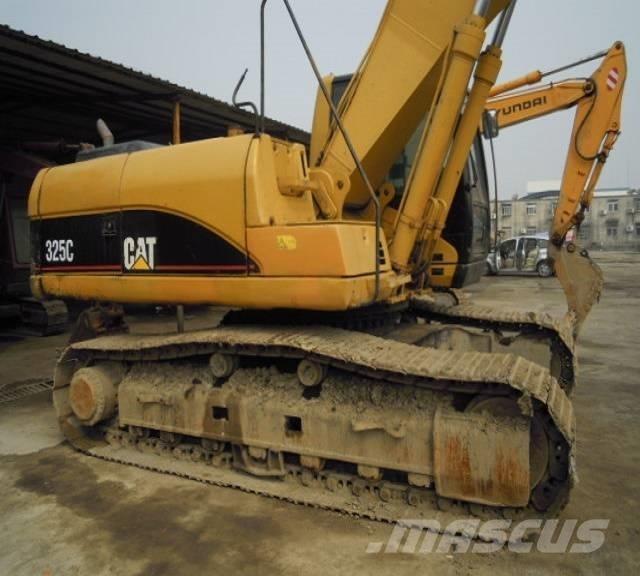 CAT 325 C Roomikekskavaatorid
