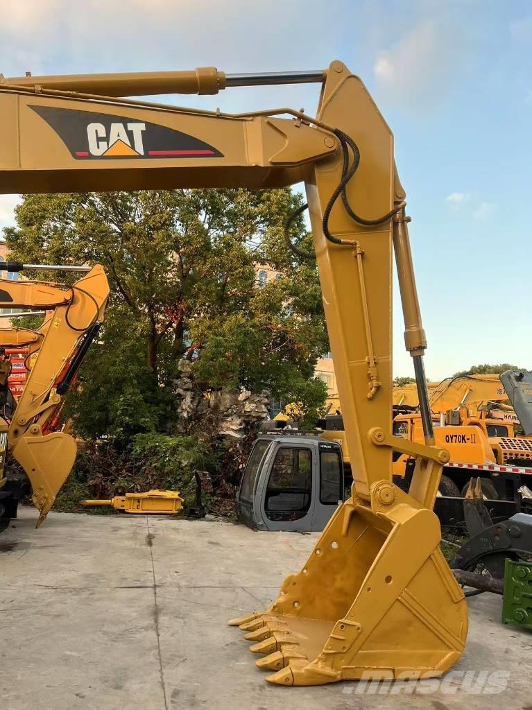 CAT 320 C L Roomikekskavaatorid