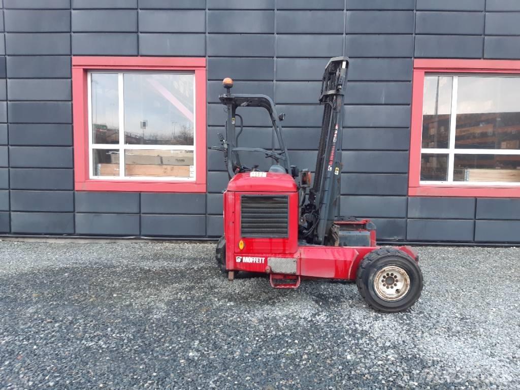 Moffett M5 25.3 Kahveltõstukid - muud