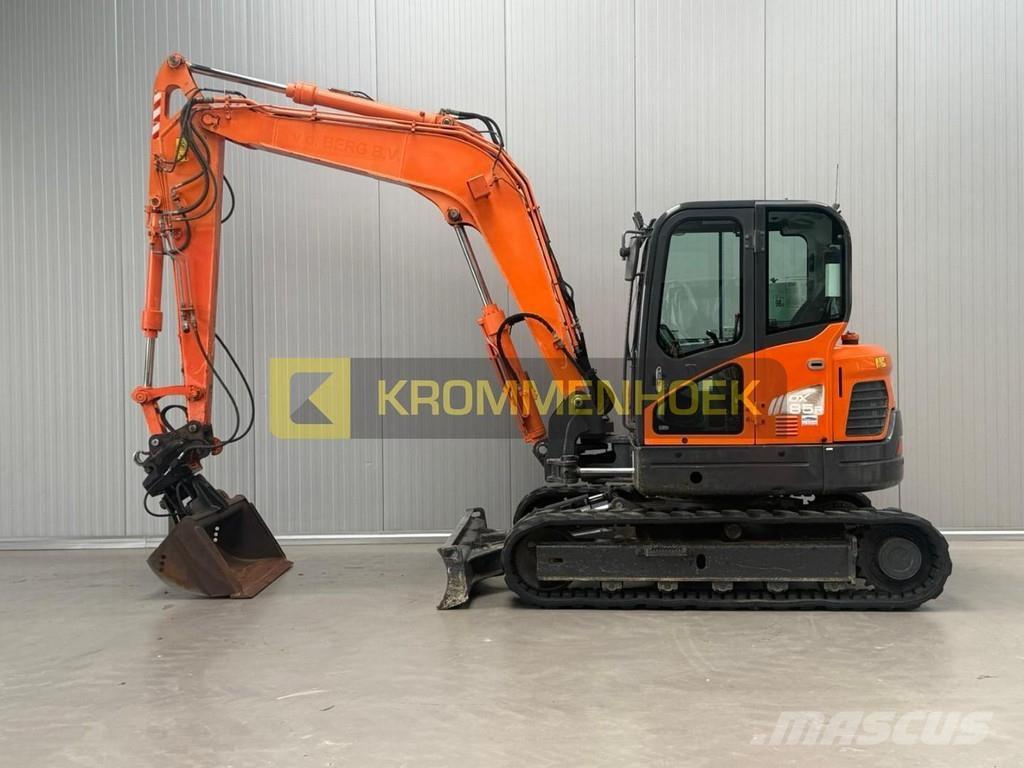 Doosan DX 85R-3 Väikeekskavaatorid 7t-12t