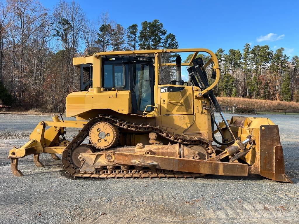 CAT D 6 T XL Buldooserid