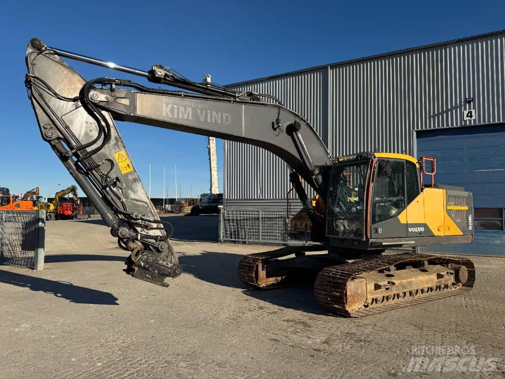 Volvo EC 250 EL Roomikekskavaatorid
