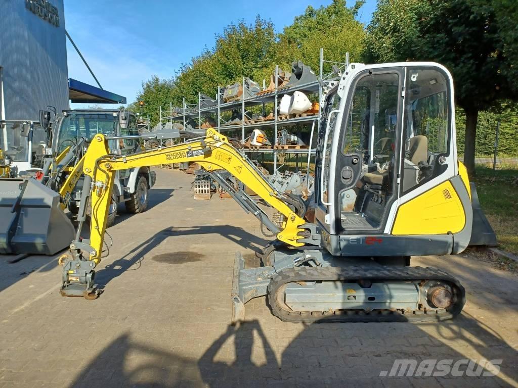 Wacker Neuson ET24 Roomikekskavaatorid