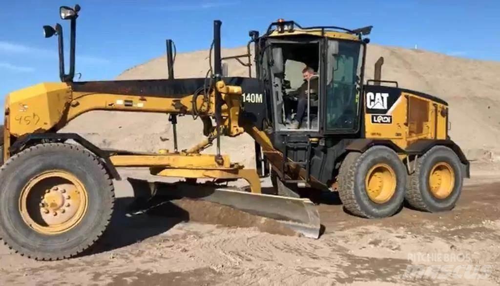 CAT 140M Greiderid