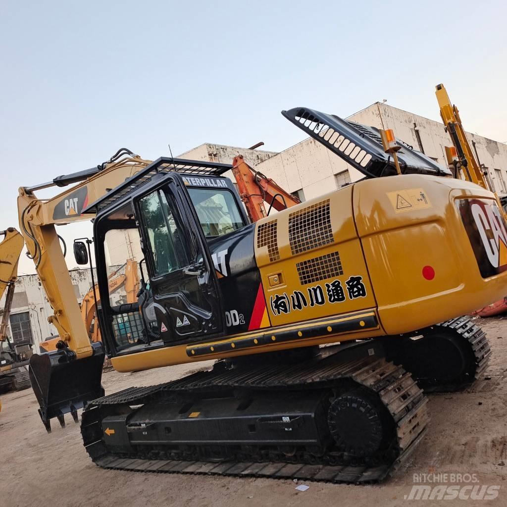 CAT 320 D2L Roomikekskavaatorid