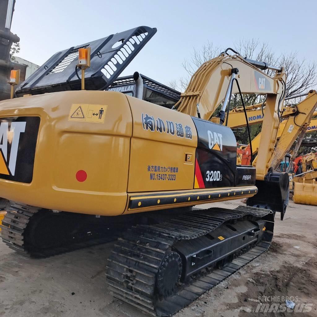CAT 320 D2L Roomikekskavaatorid