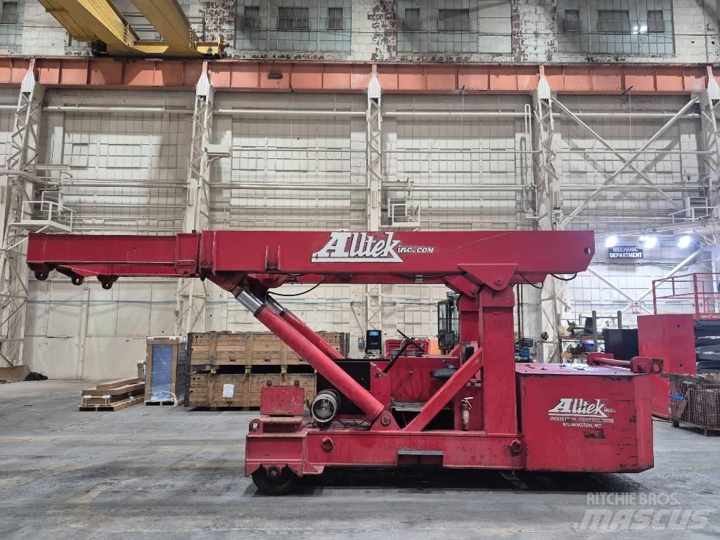  Lift Systems TWL030 Maastikutõstukid