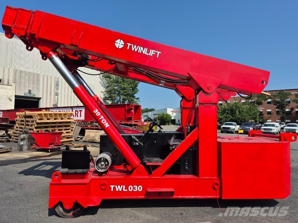  Lift Systems TWL030 Maastikutõstukid