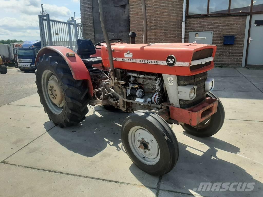 Massey Ferguson 158 Traktorid