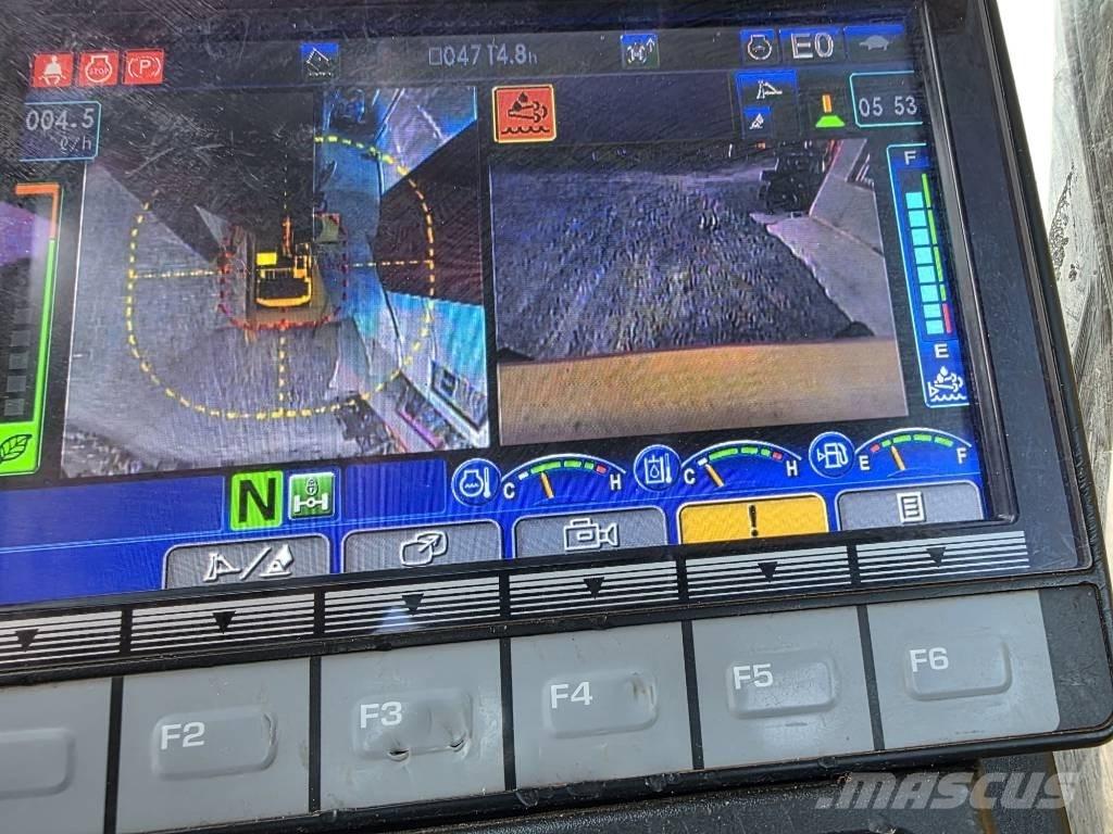 Komatsu PW 148-11 Buldooserid