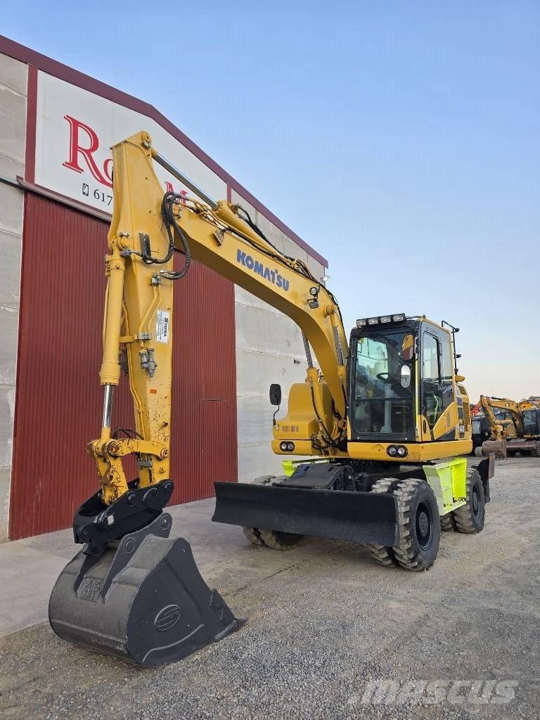 Komatsu PW 148-11 Buldooserid