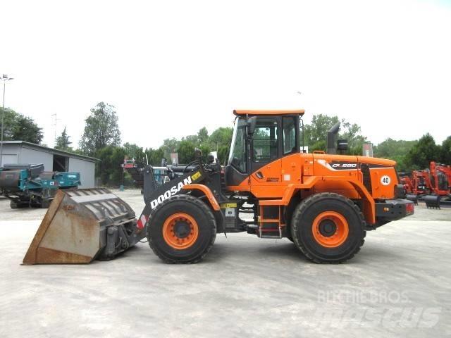 Doosan DL250-5 Rataslaadurid
