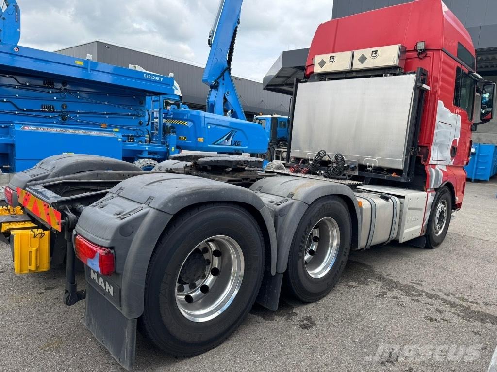 MAN TGX 26.560 6x4 Sadulveokid