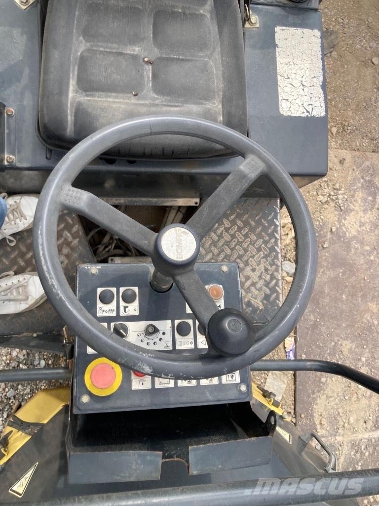 Bomag BW 100 AD-3 Tandemrullid