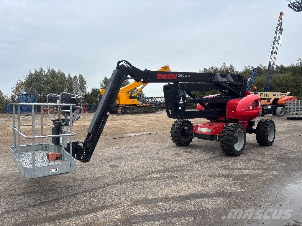 Manitou 200 ATJ Iseliikuvad poomtõstukid