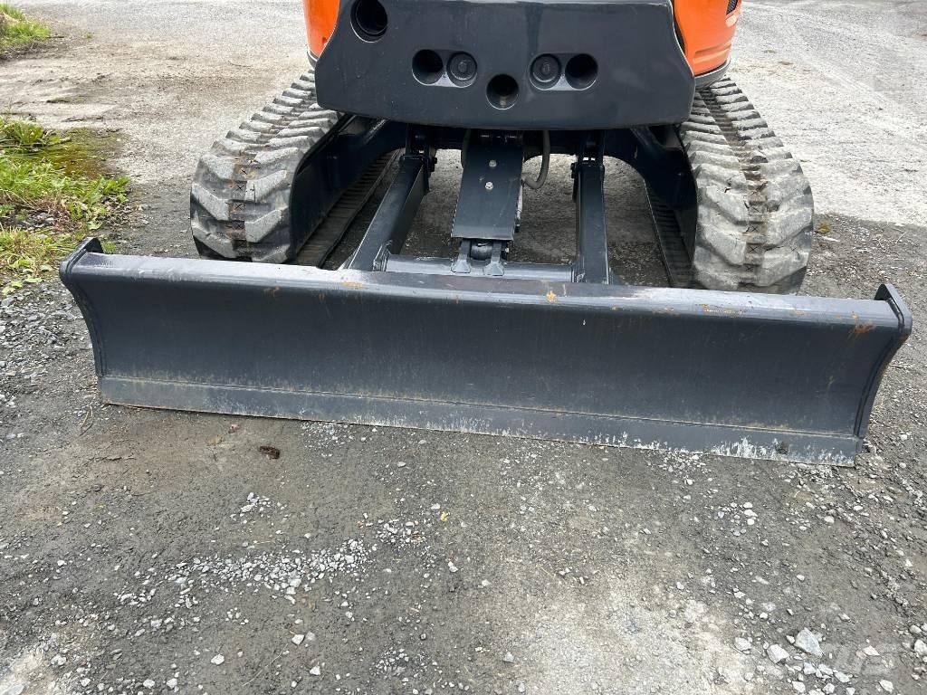 Hitachi ZX 38 U-6 Miniekskavaatorid < 7 t