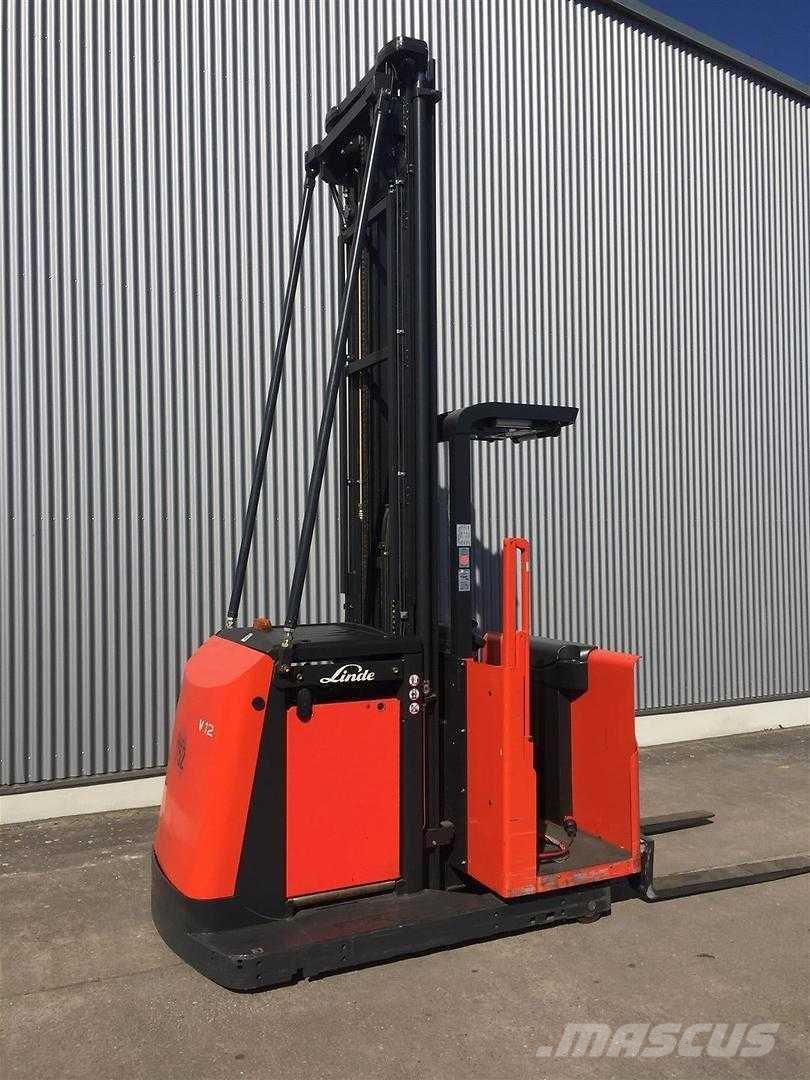 Linde V12 Kõrged komplekteerimistõstukid