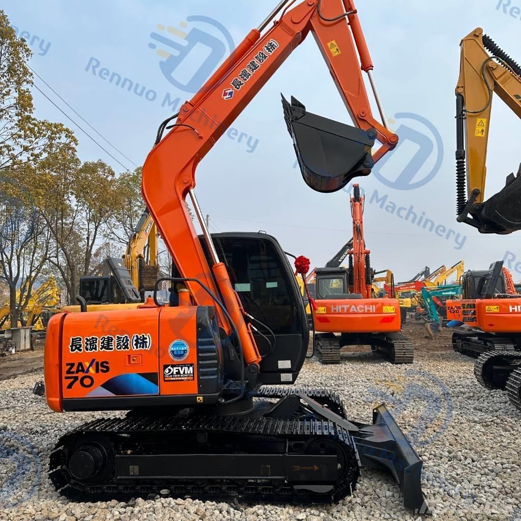 Hitachi ZX70 Miniekskavaatorid < 7 t
