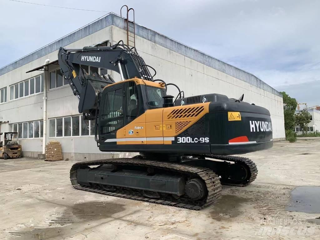 Hyundai R300LC-9S Roomikekskavaatorid