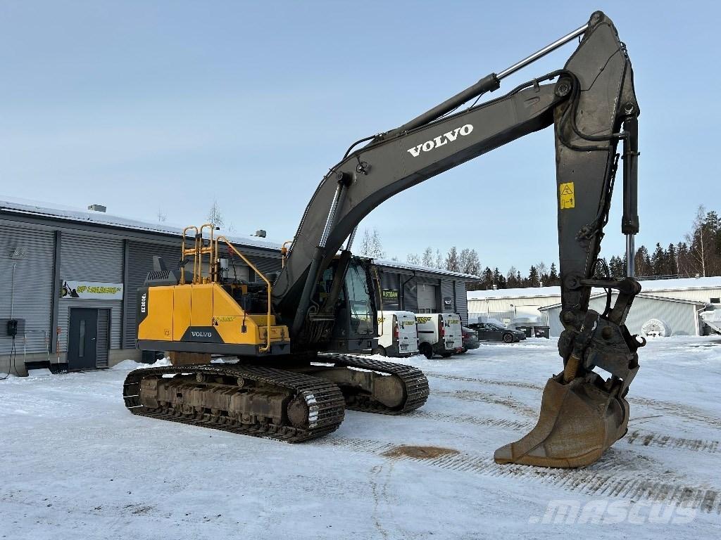 Volvo EC 300 EL Roomikekskavaatorid