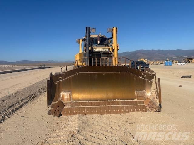 CAT D 8 T Buldooserid