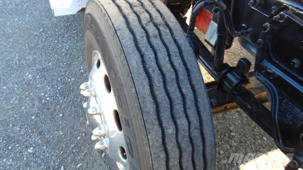 Peterbilt 389 Sadulveokid