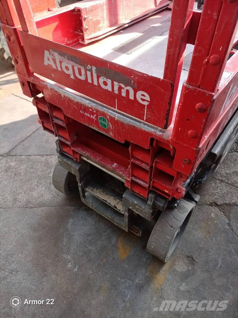 JLG 1930 ES Käärtõstukid