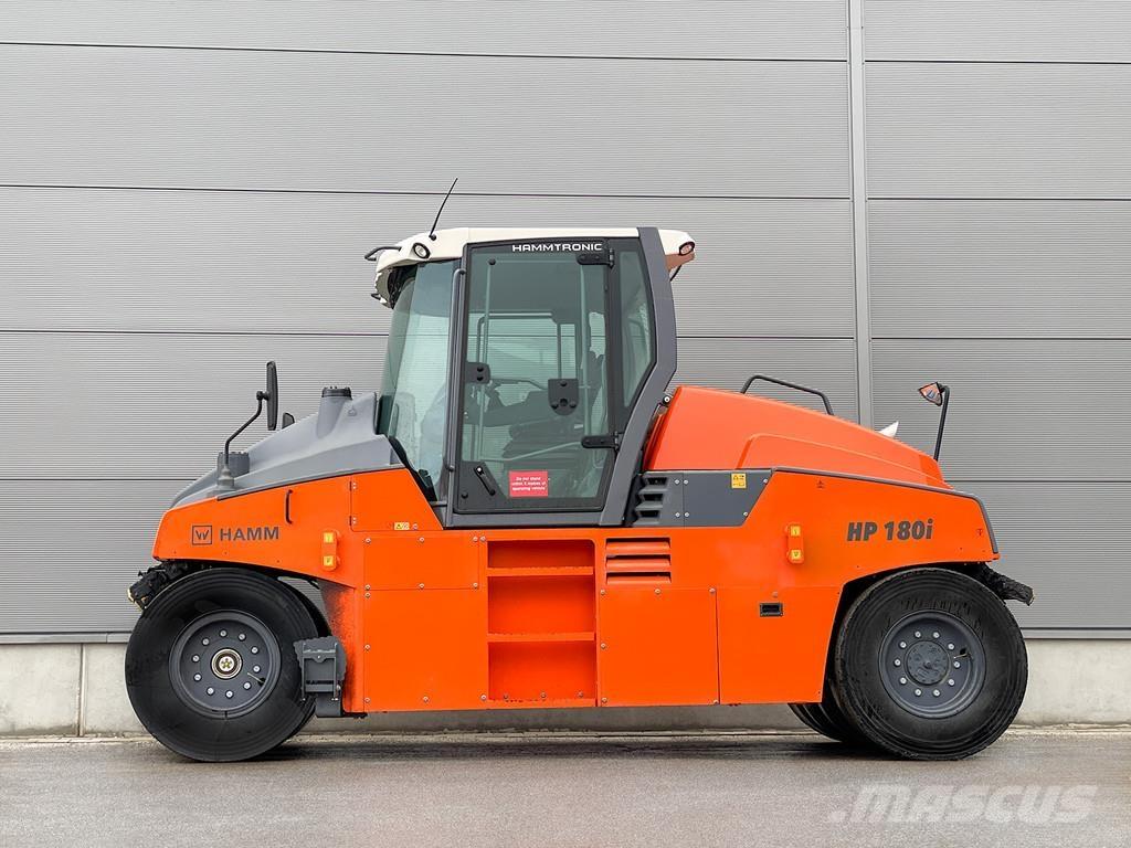 Hamm HP 180I Pneumorehvidega rullid