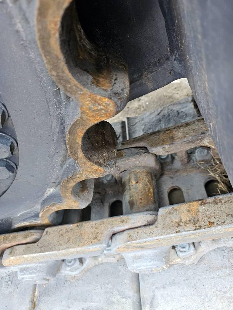 Fuchs RHL 335 Materjalikäitlusmasinad