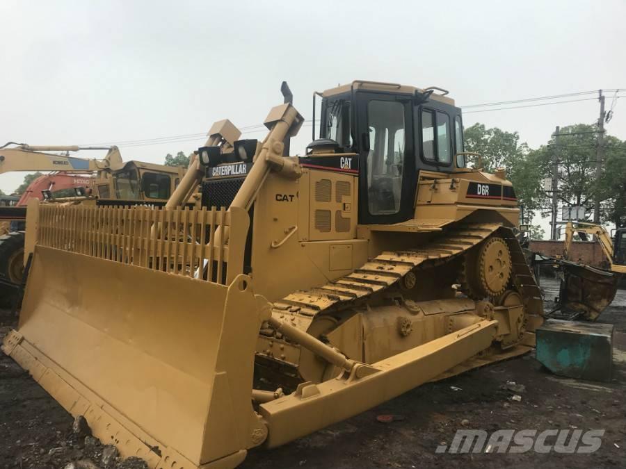 CAT D 6 R Buldooserid