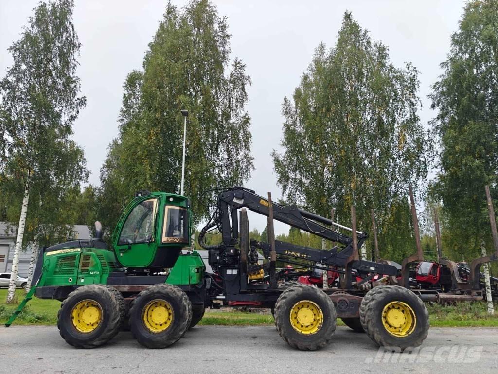 John Deere 1210 E Harvesterid