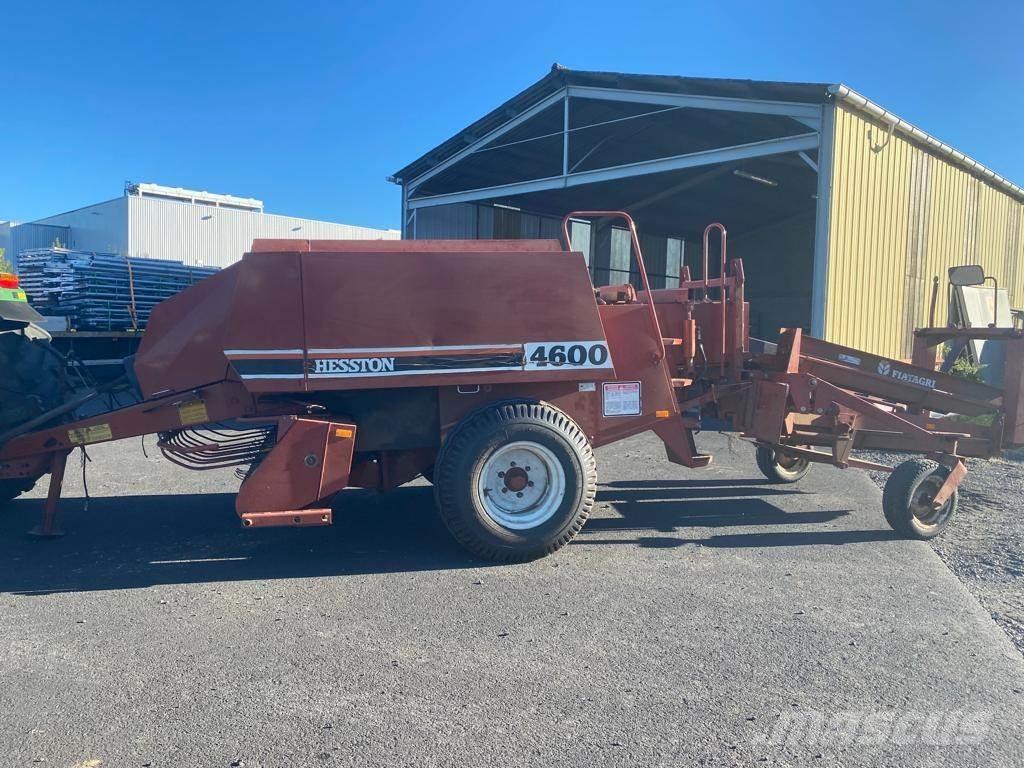 Hesston 4600 Heinapressid