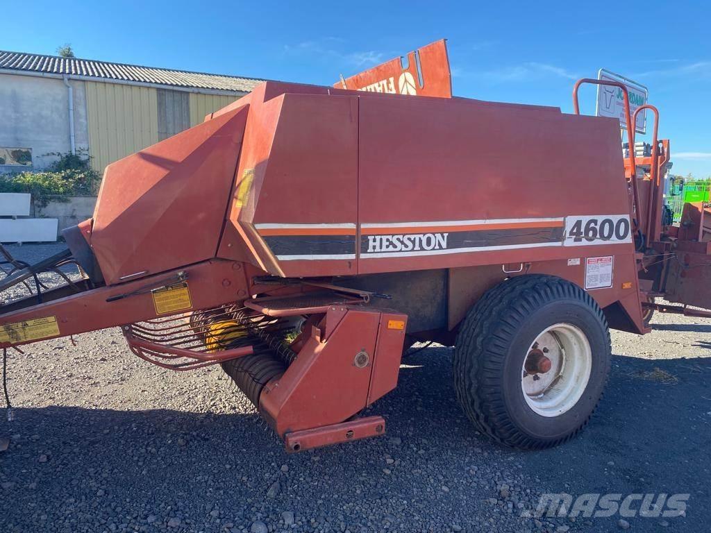 Hesston 4600 Heinapressid
