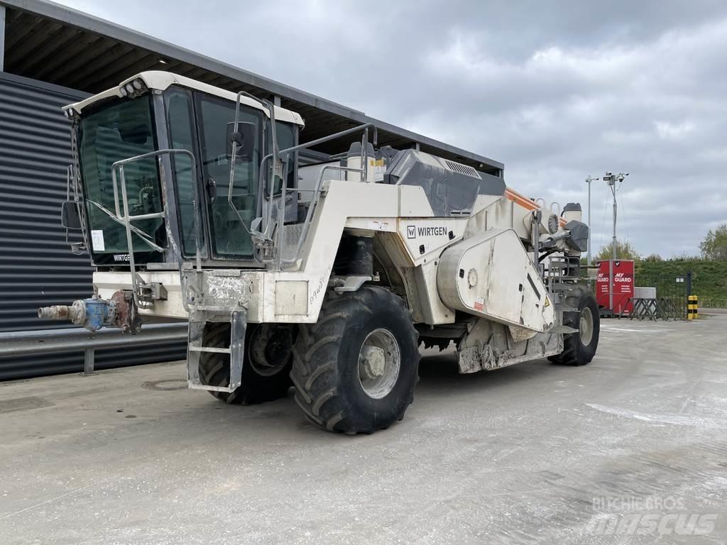Wirtgen WR 200 XLI Asfaldi taaskasutuse masinad