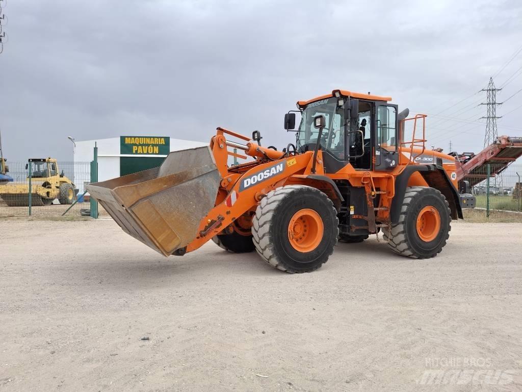 Doosan DL 300-5 Rataslaadurid