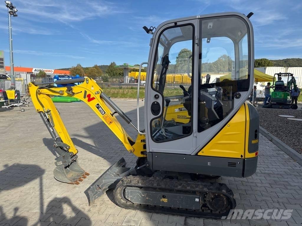 Wacker Neuson ET16 Roomikekskavaatorid
