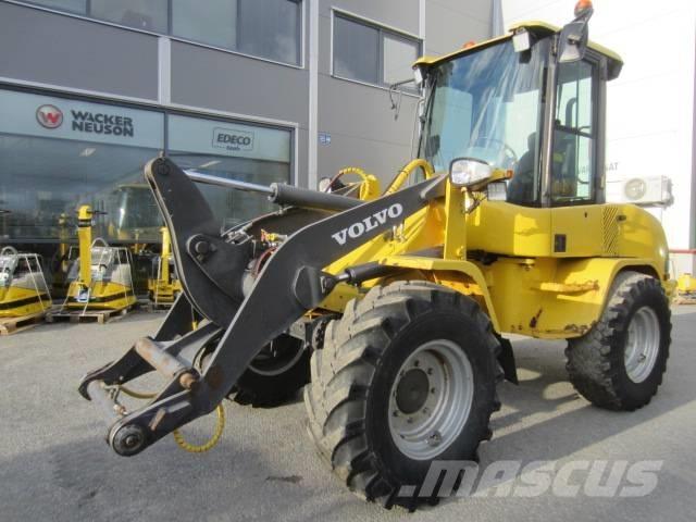 Volvo L 35 Rataslaadurid