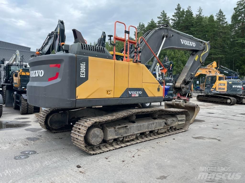 Volvo EC 300 EL Roomikekskavaatorid