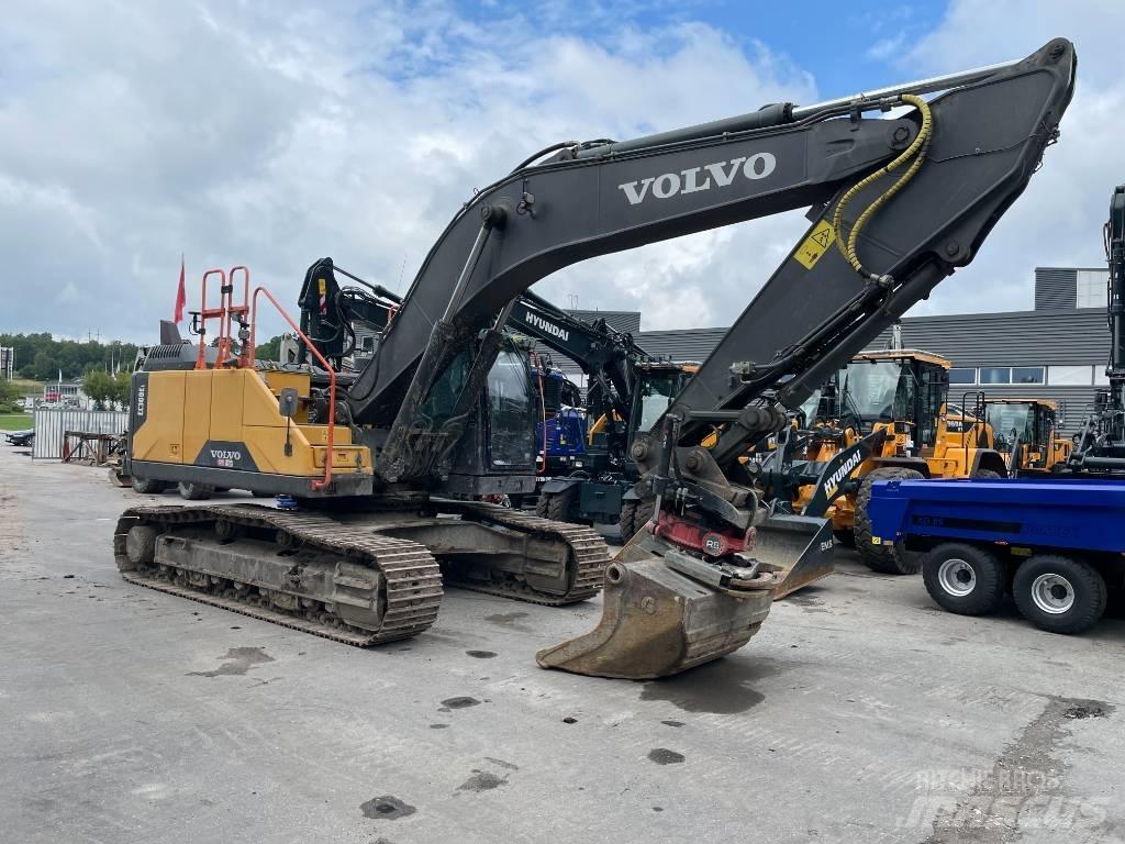 Volvo EC 300 EL Roomikekskavaatorid