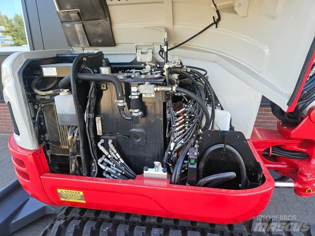 Takeuchi TB 240 Miniekskavaatorid < 7 t